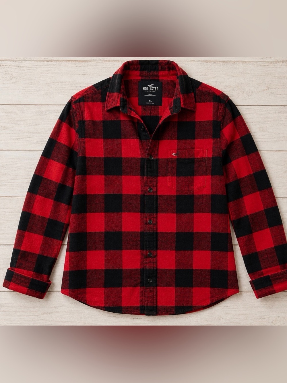 Hollister Men’s XL Red Black Buffalo Plaid Flannel Button Up Shirt